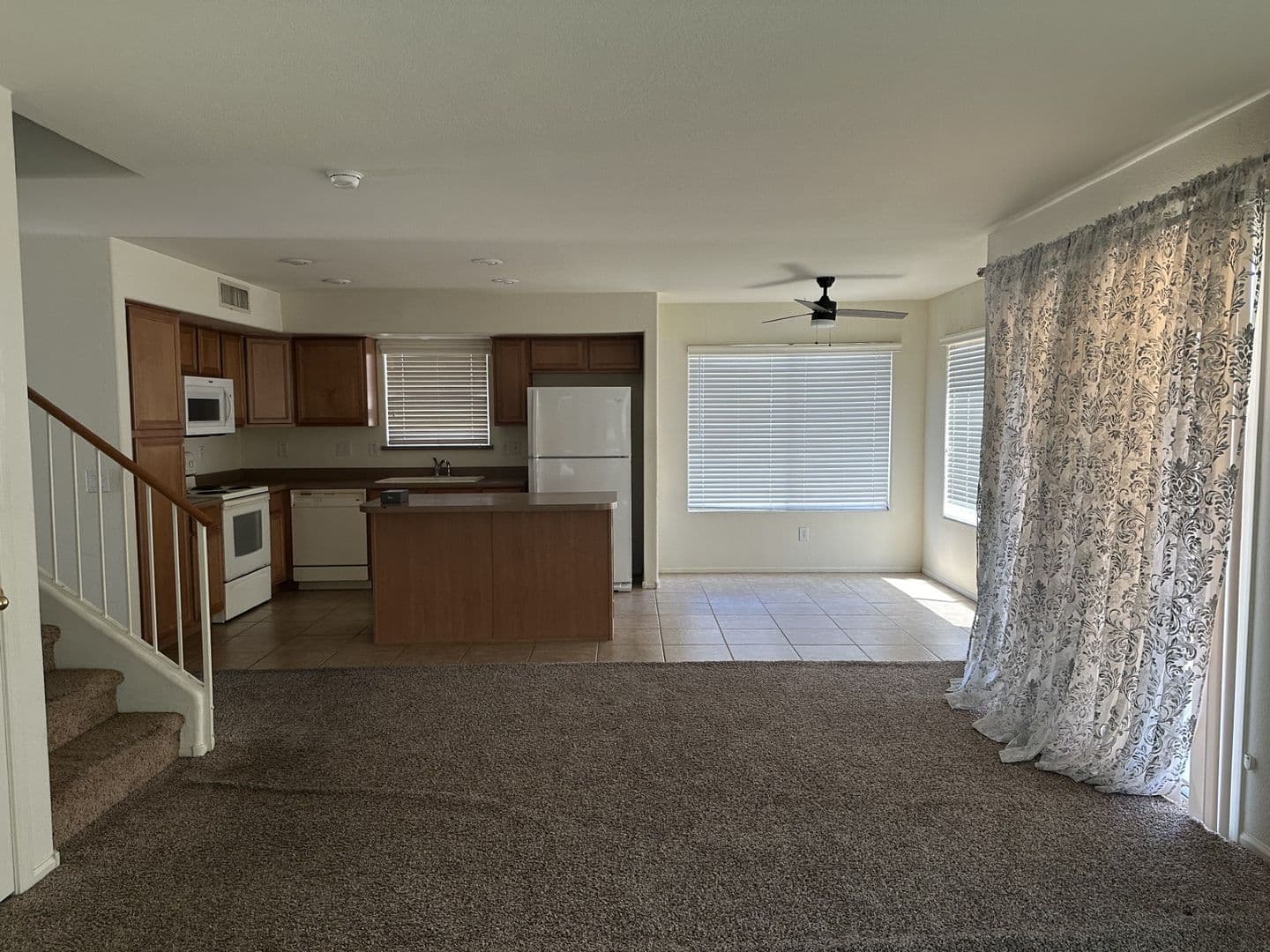 MARICOPA House: 42207 W CHAMBERS DR
