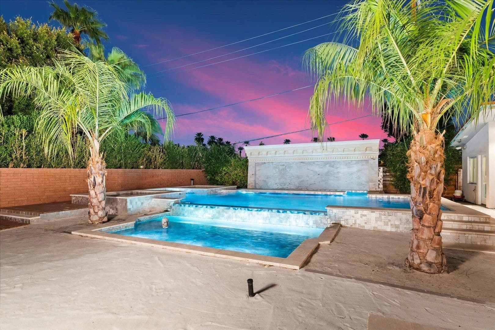 PHOENIX House: 341 E MONTE VISTA RD
