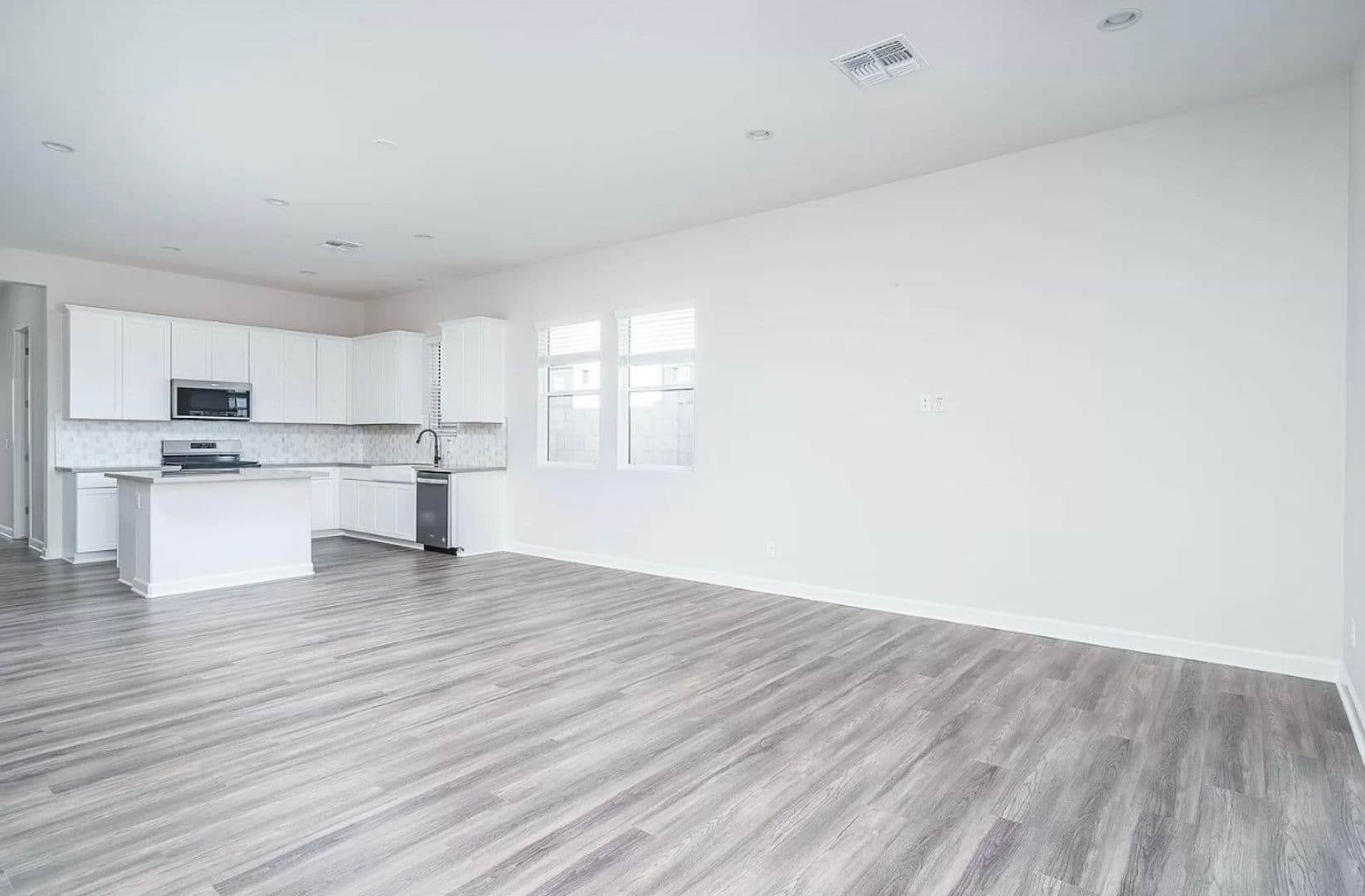 GOODYEAR House: 15565 S 181ST LN