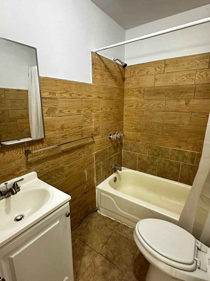 EL MIRAGE Apartment: 14005 N PALM ST #4