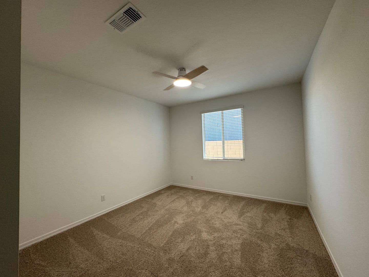PEORIA House: 7606 W SMOKETREE DR