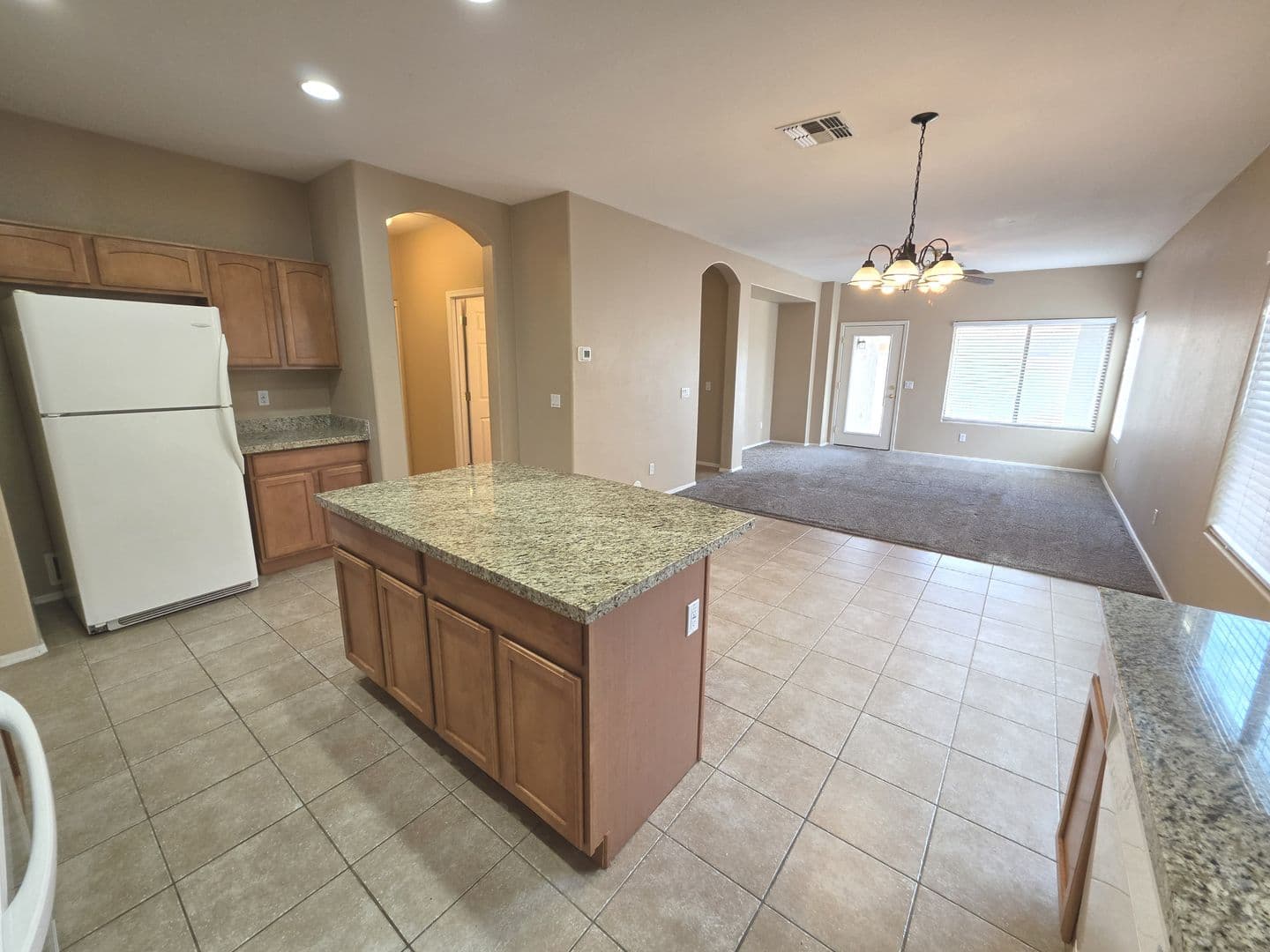MARICOPA House: 44026 W GRANITE DR