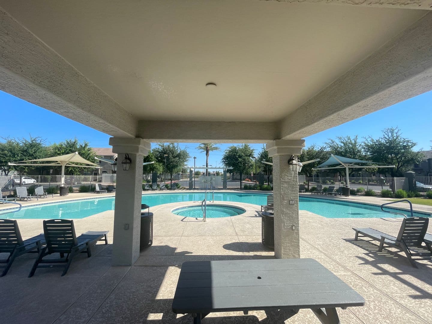 TEMPE House: 2401 E RIO SALADO PKWY #1219