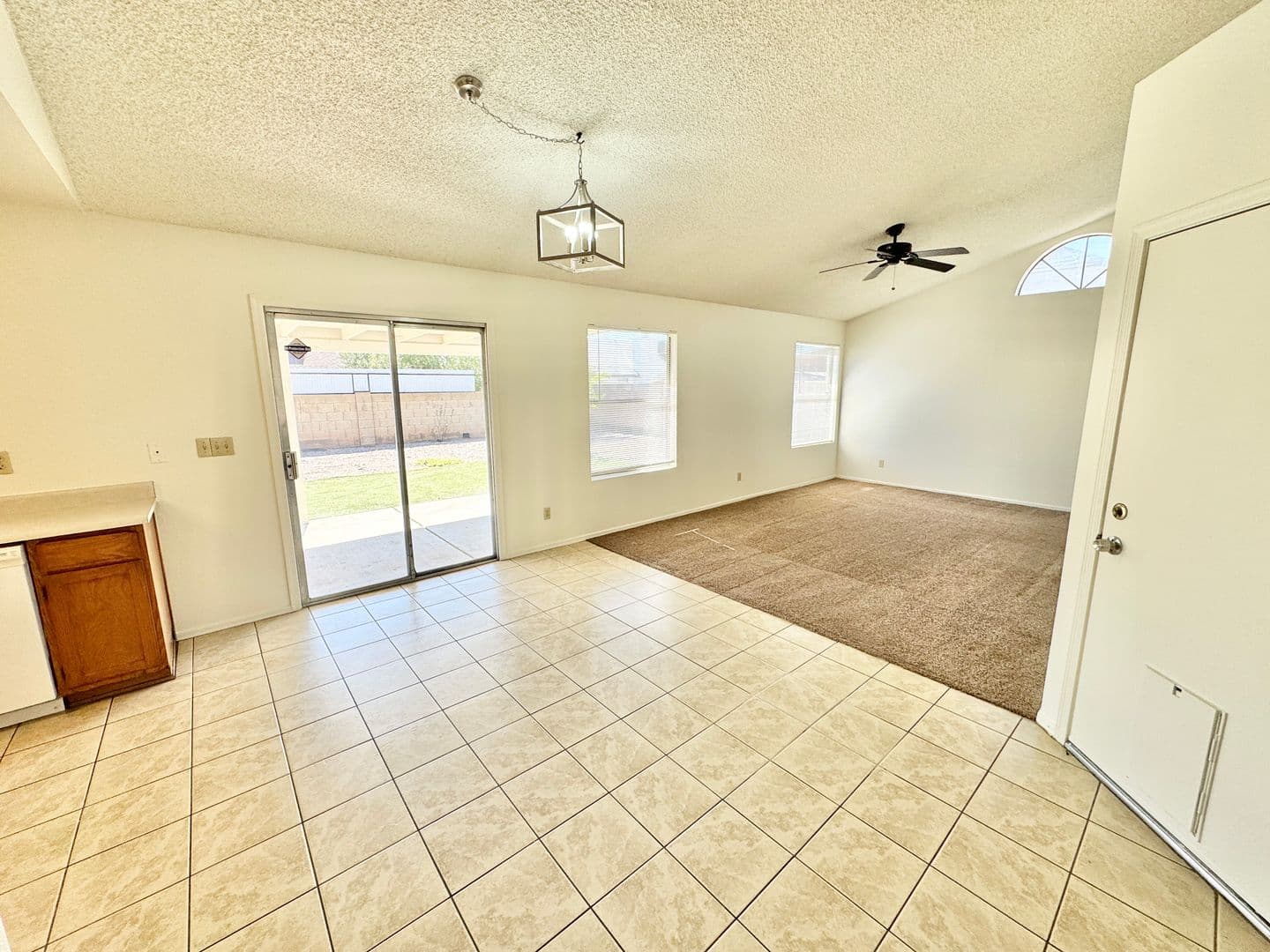PEORIA House: 6951 W CHERYL DR
