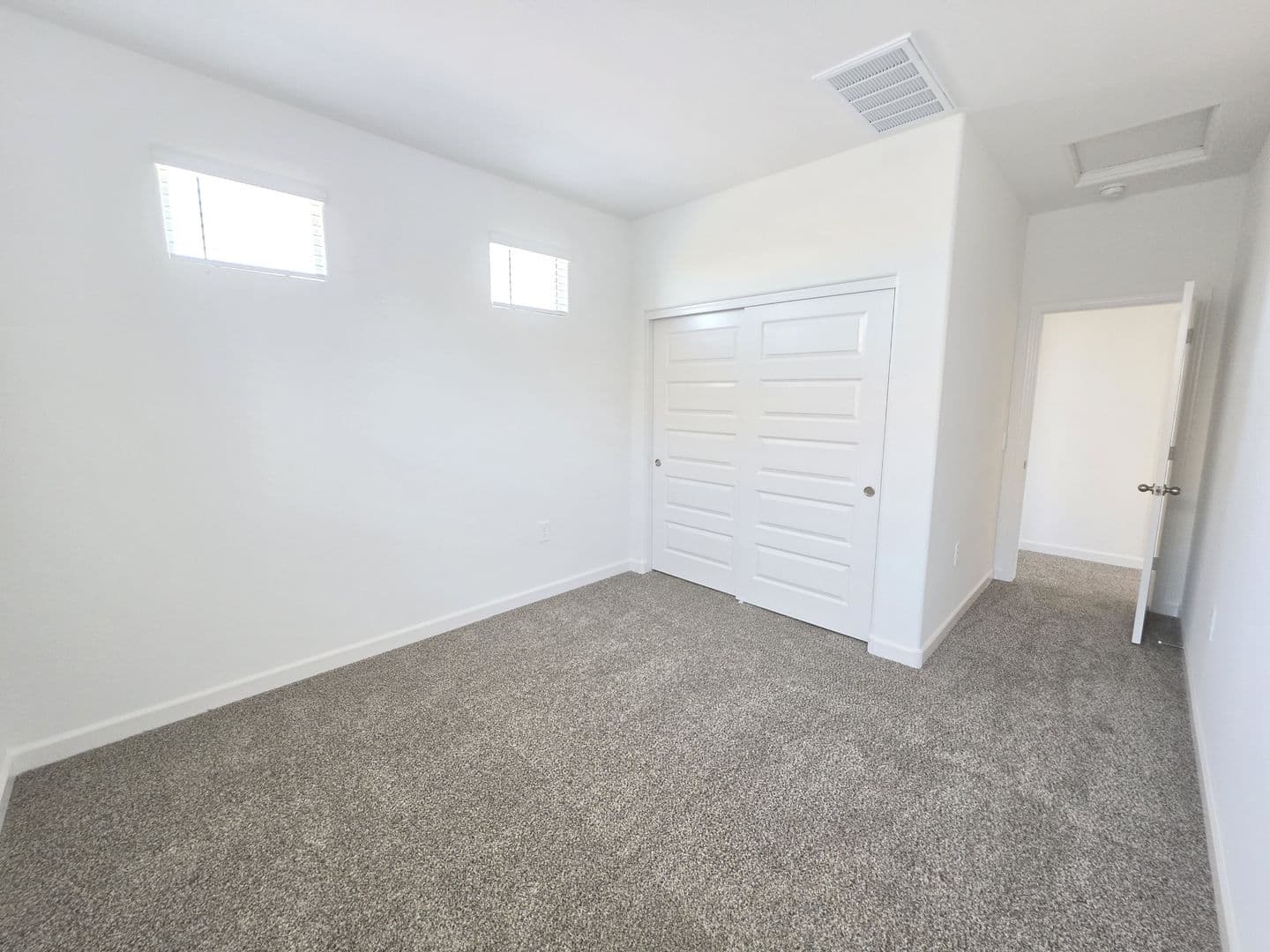 APACHE JUNCTION House: 2677 W SIMONE AVE