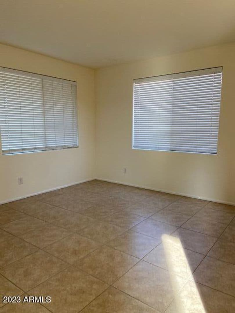 MARICOPA House: 21801 N BACKUS DR