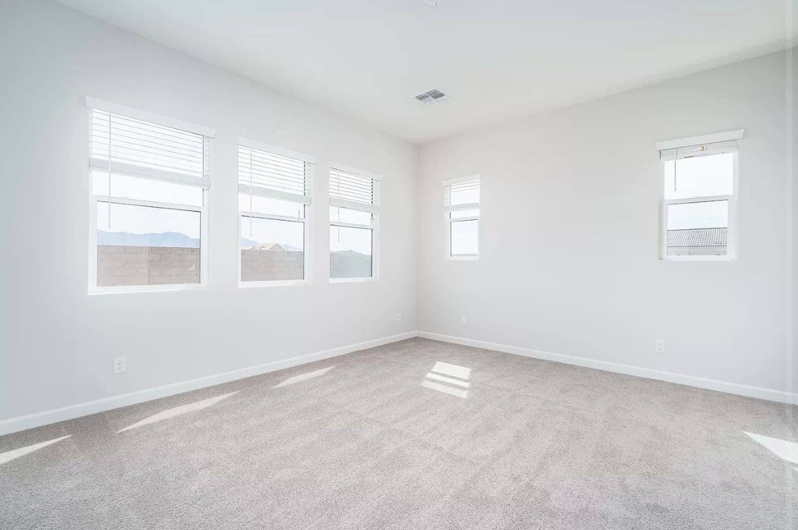 GOODYEAR House: 15565 S 181ST LN