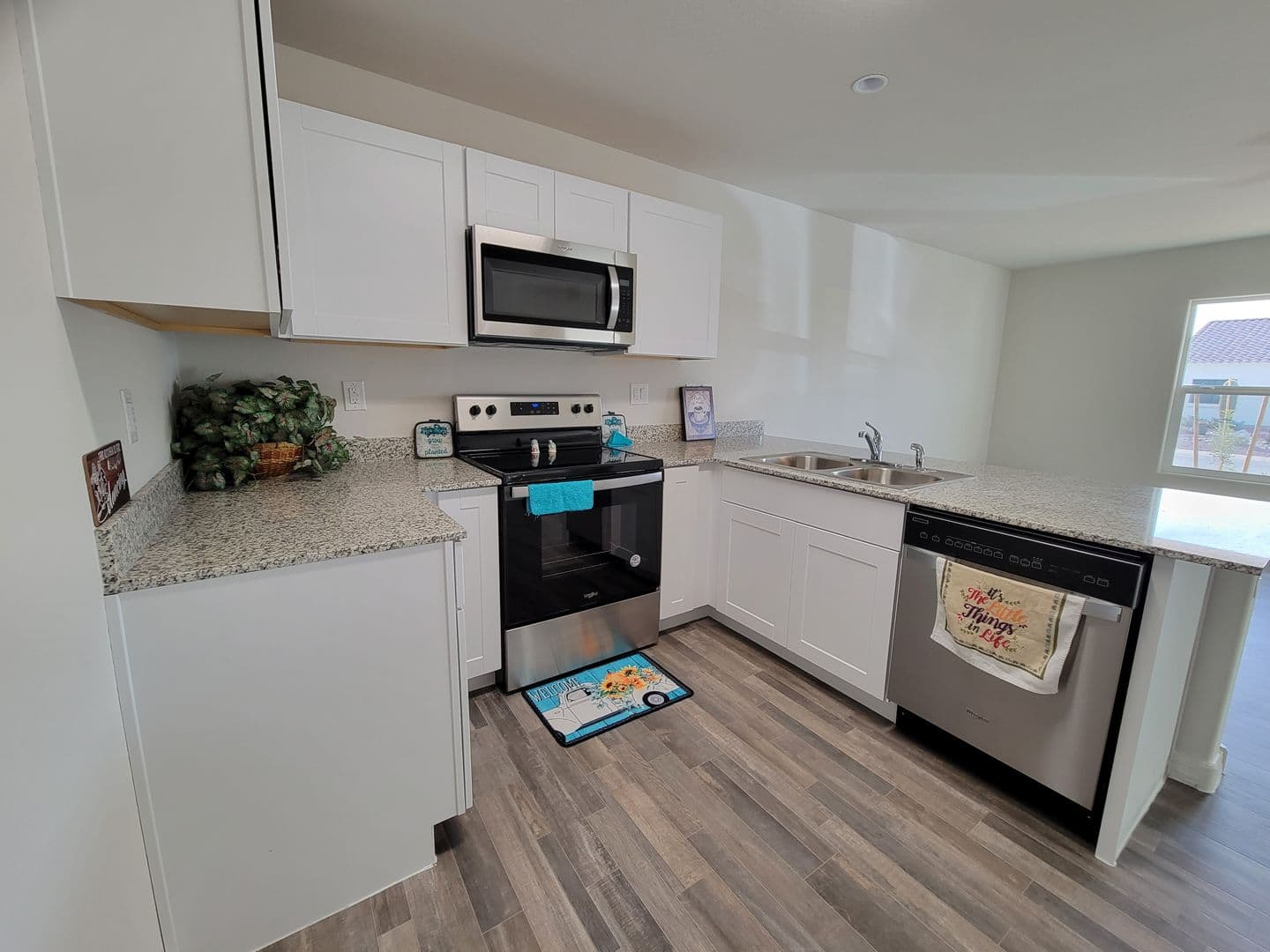 ARIZONA CITY House: 15545 S CHERRY HILLS DR