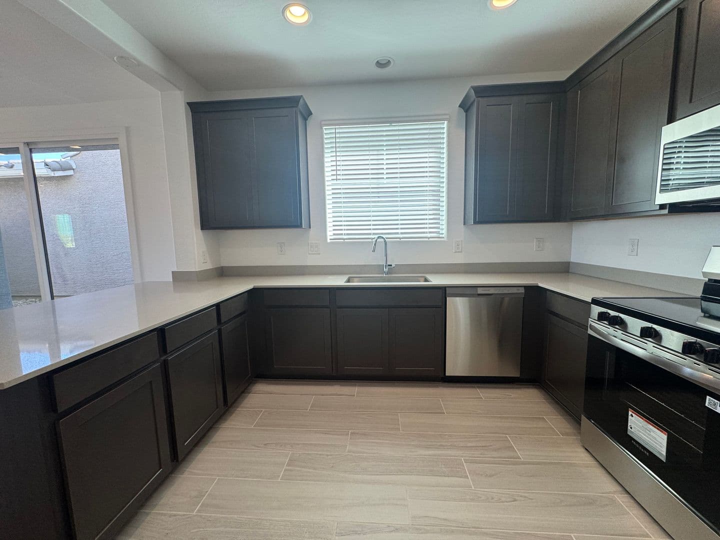 SURPRISE House: 24741 N 164TH DR