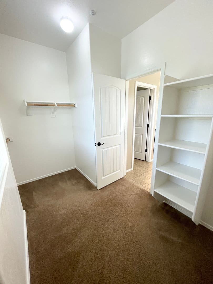 GILBERT House: 3454 E AZALEA DR