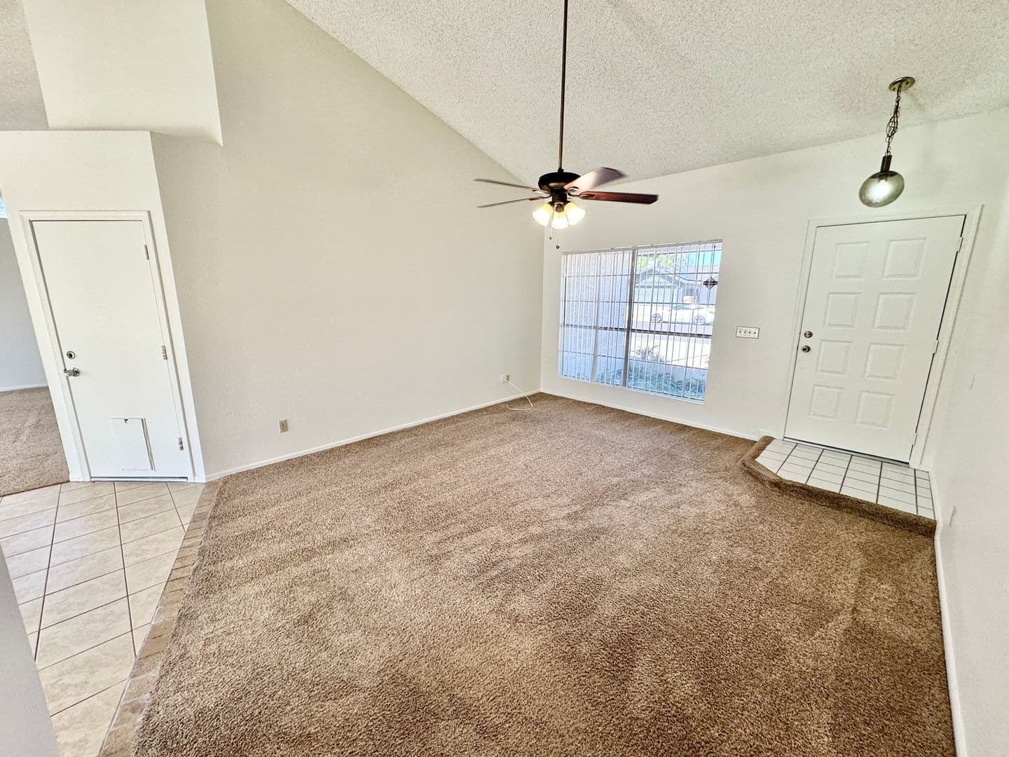 PEORIA House: 6951 W CHERYL DR