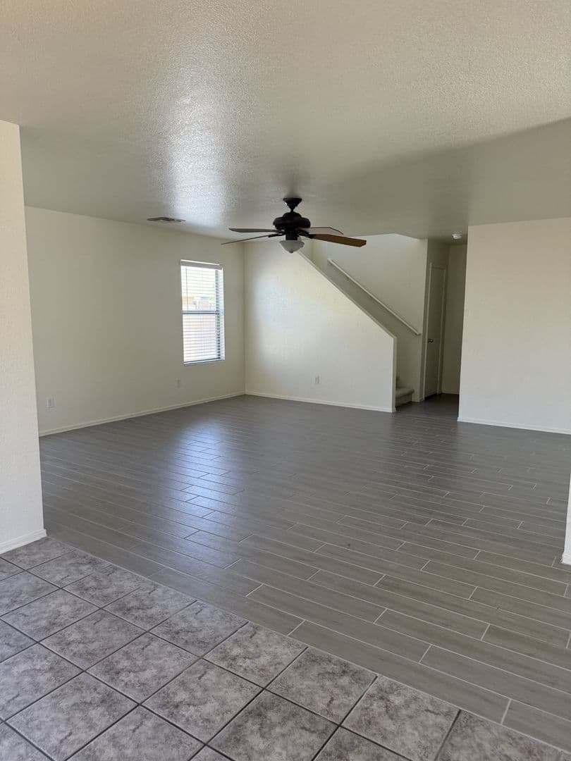 CHANDLER House: 2448 E HAZELTINE WAY
