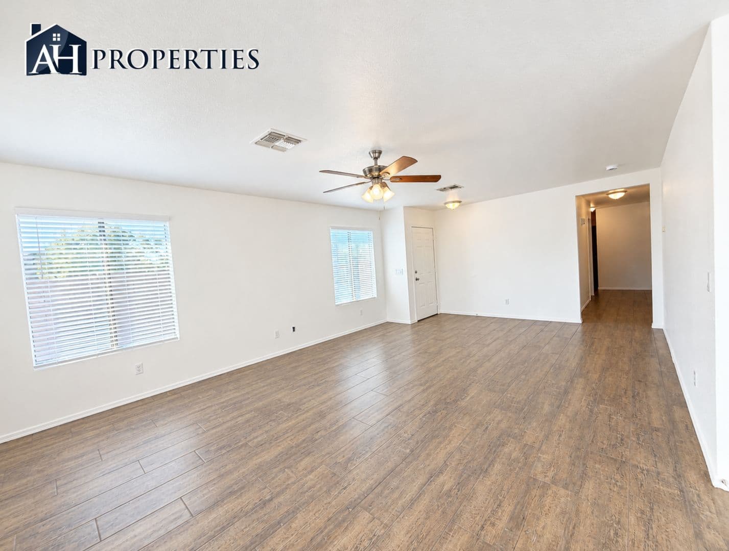 SURPRISE House: 16723 N 113TH LN