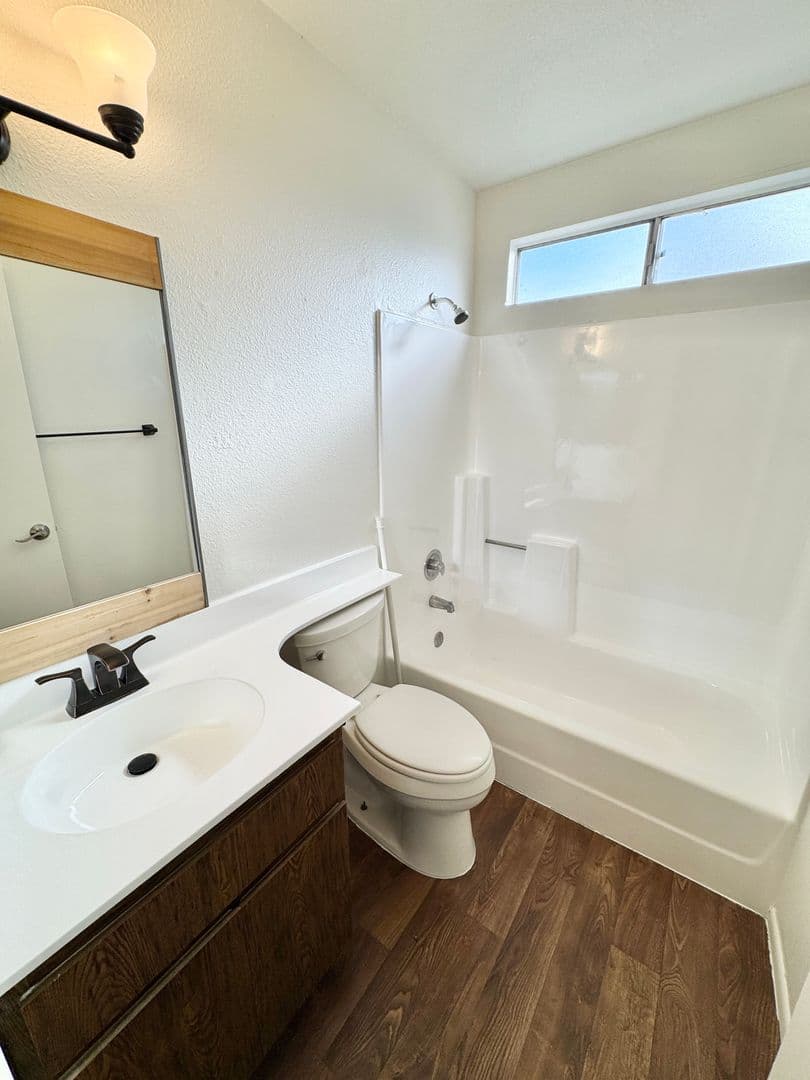 CHANDLER House: 458 W HIGHLAND ST