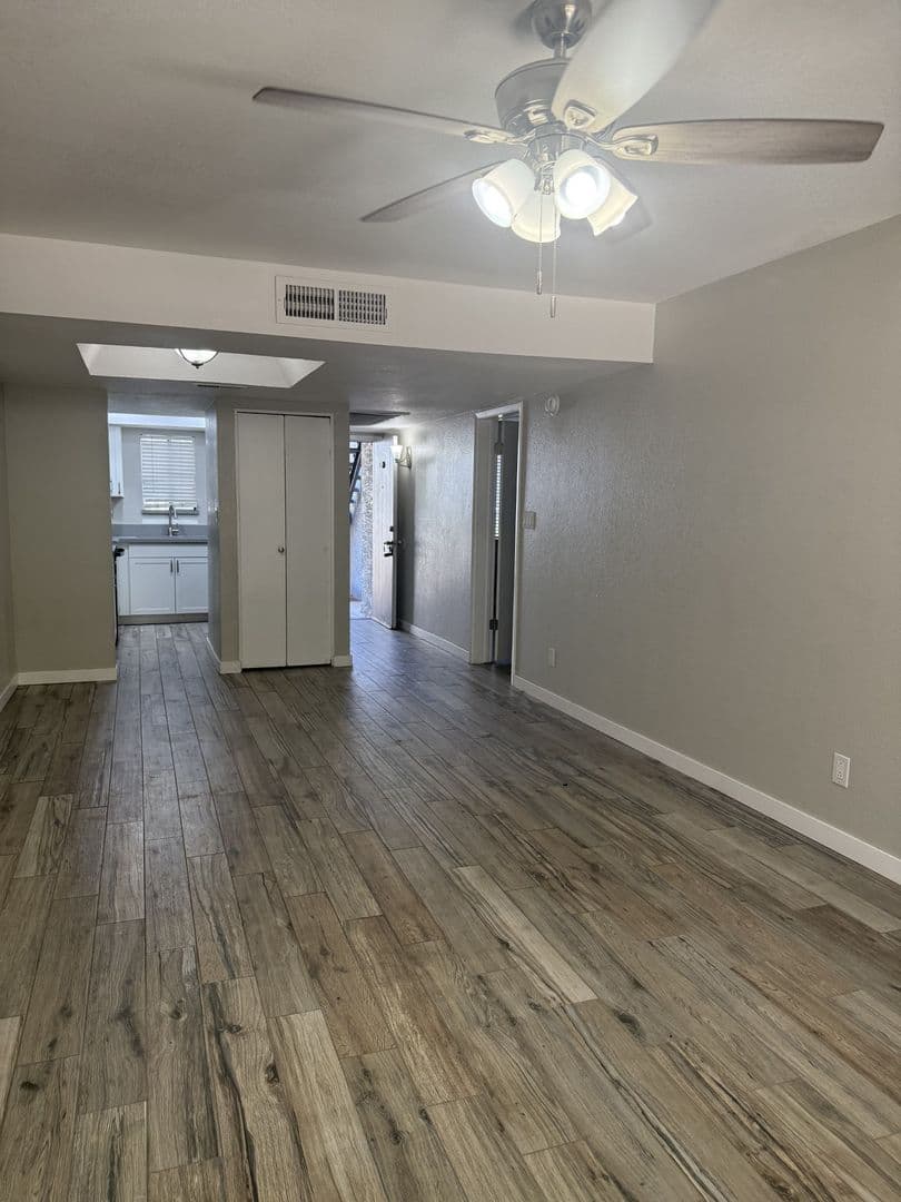 TEMPE Condo: 1215 E LEMON ST #105