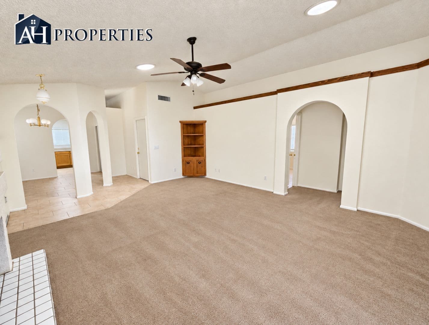 PEORIA House: 7062 W CARON DR