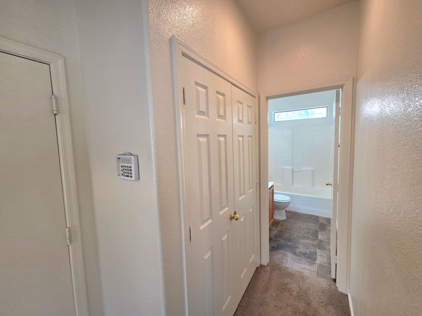 AVONDALE House: 609 W RIO VISTA LN