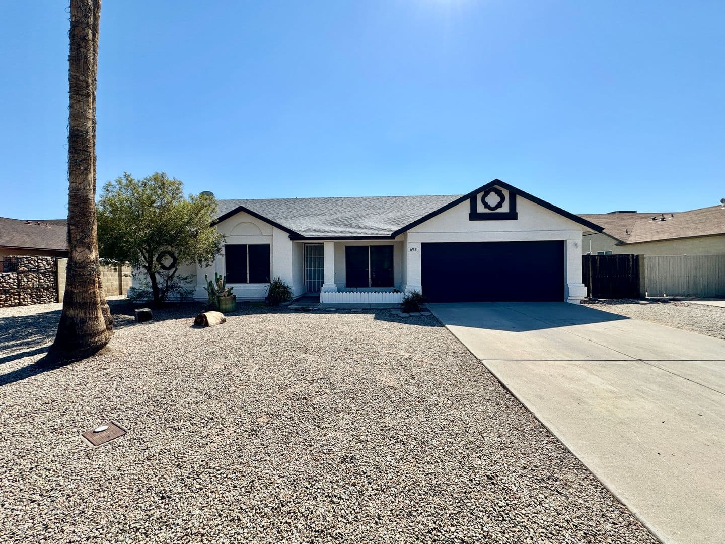 PEORIA House: 6951 W CHERYL DR