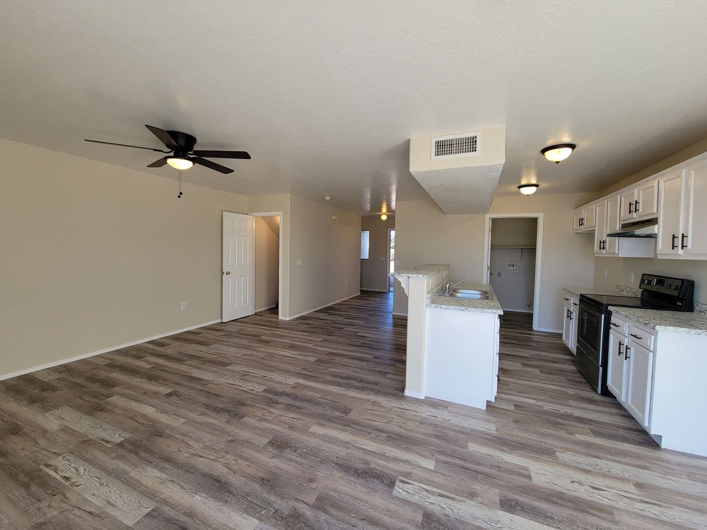 ARIZONA CITY House: 15147 S YAVA RD UNIT D