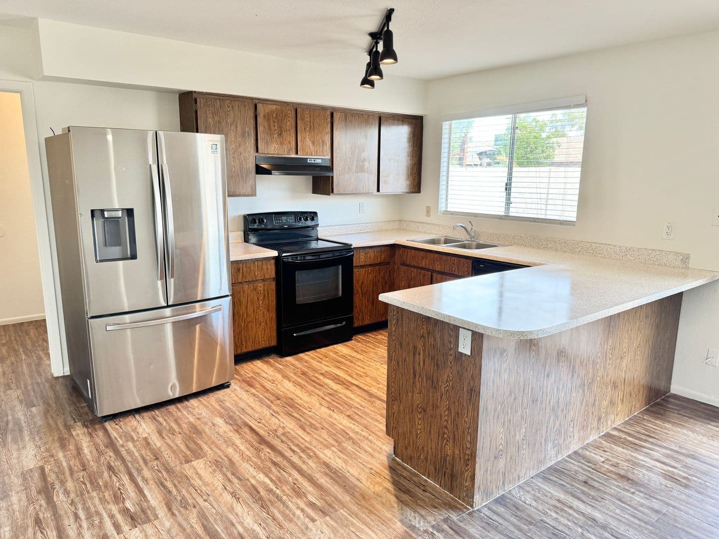 CHANDLER House: 458 W HIGHLAND ST