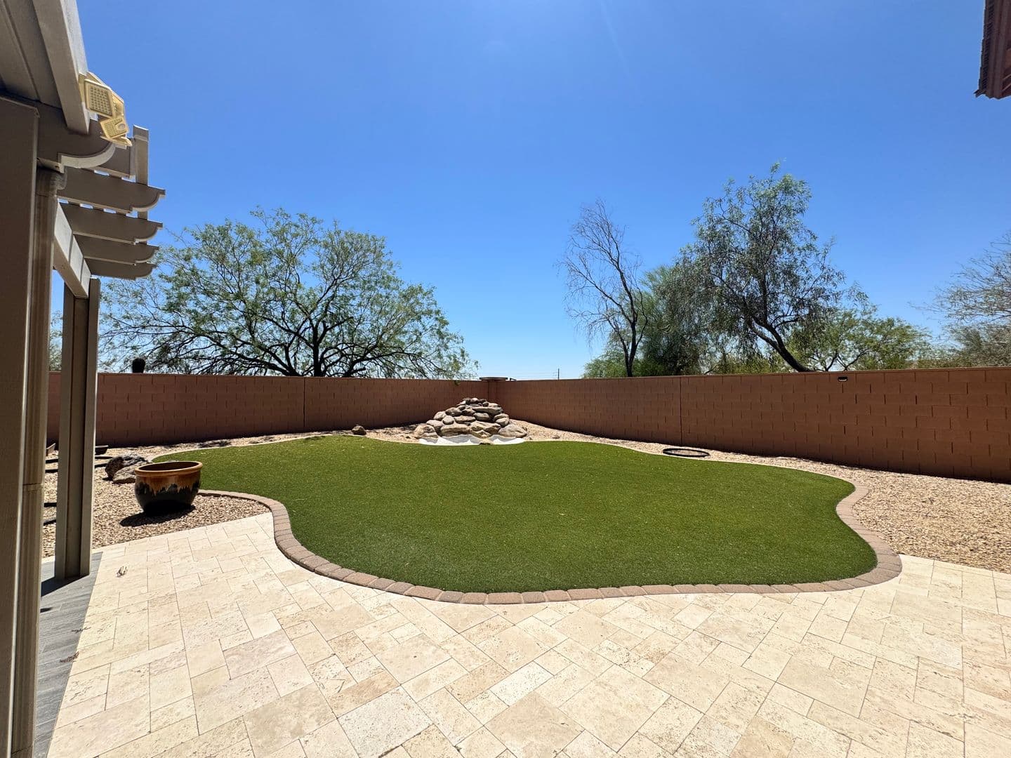 PHOENIX House: 2425 W FLORENTINE RD