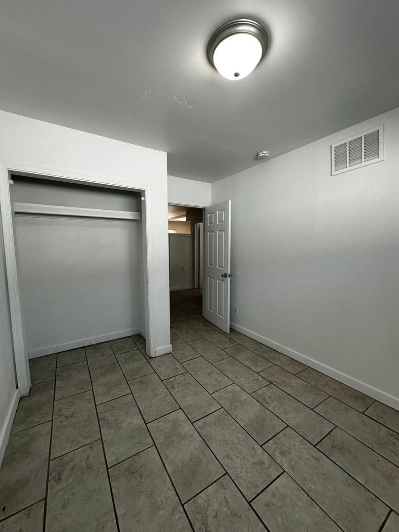 EL MIRAGE Apartment: 13913 N PALM ST #14