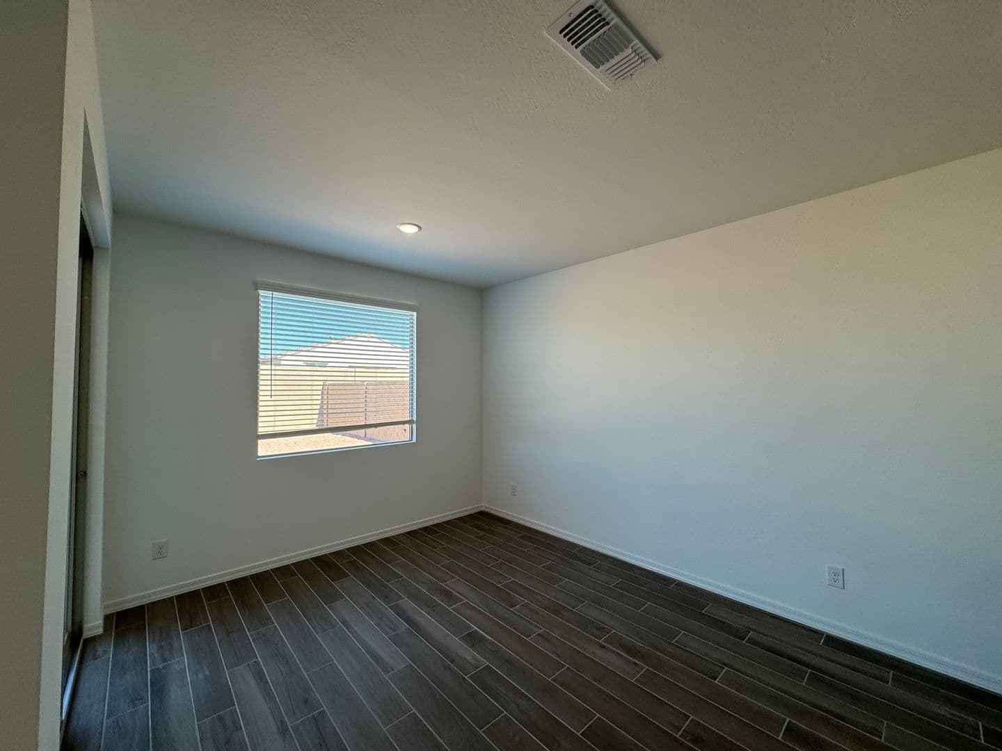 PEORIA House: 7606 W SMOKETREE DR
