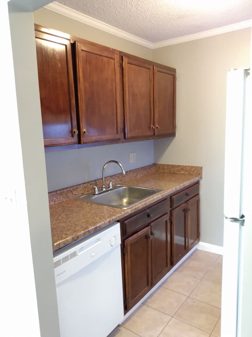 Plattsburgh Apartment: Adirondack Lane