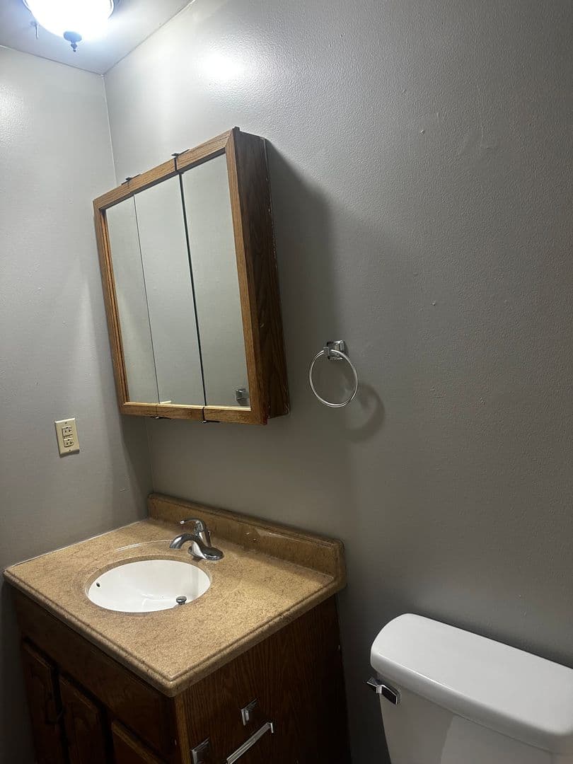 PLATTSBURGH Apartment: 1-22 DELAND WAY