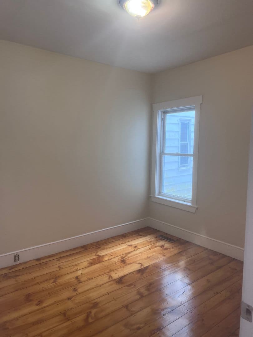 Lowell Apartment: 174-176 Crosby Street