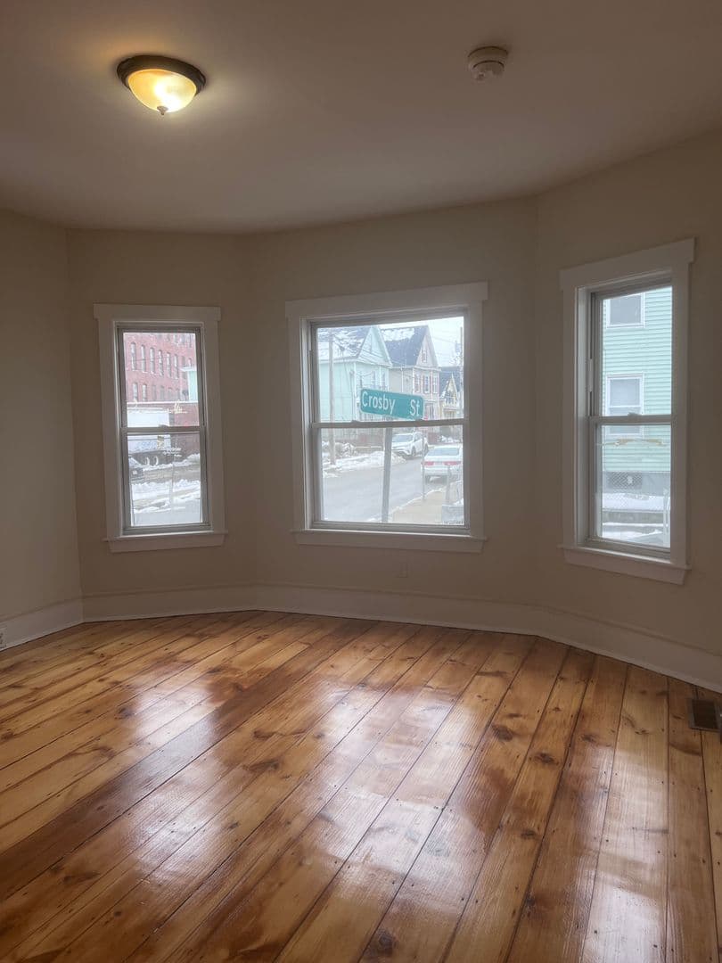 Lowell Apartment: 174-176 Crosby Street