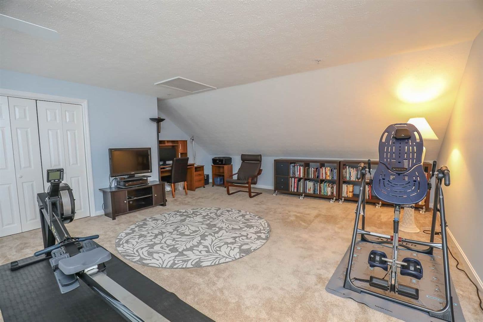 Nashua House: 3 Georgetown Dr