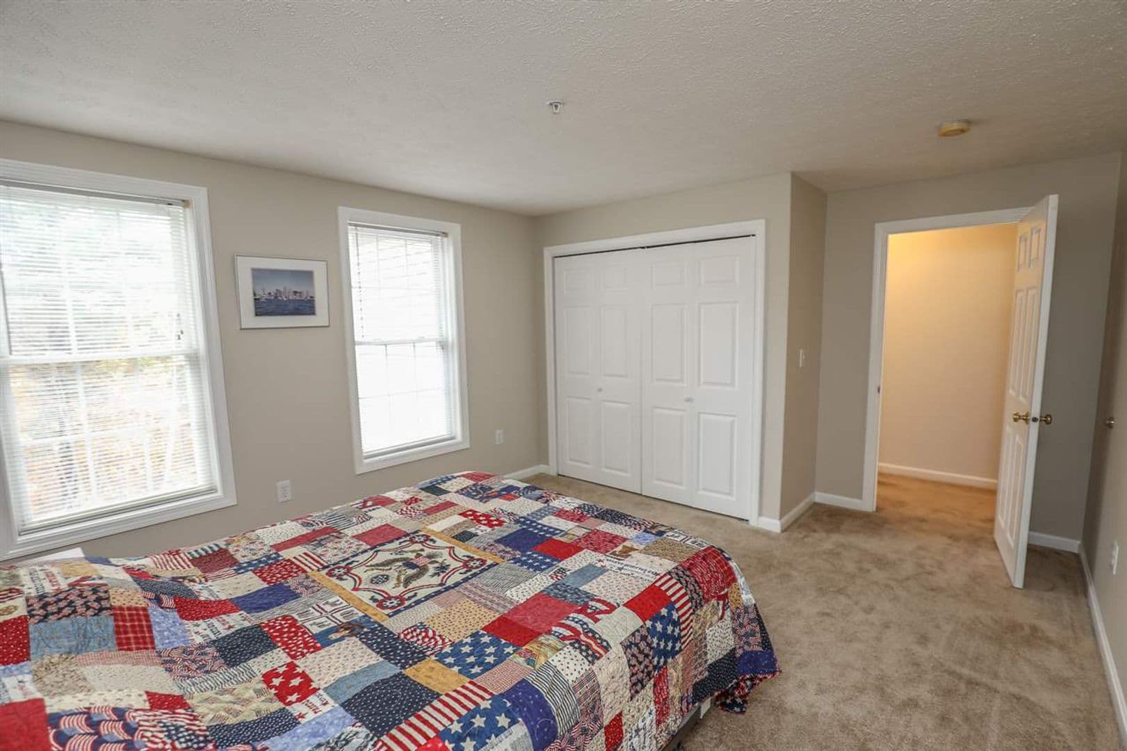 Nashua House: 3 Georgetown Dr