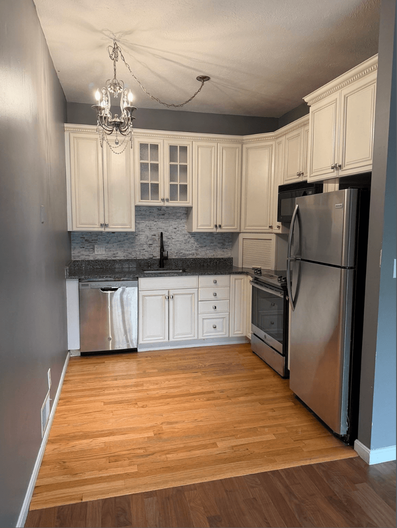 North Chelmsford House: 71 Princeton Street