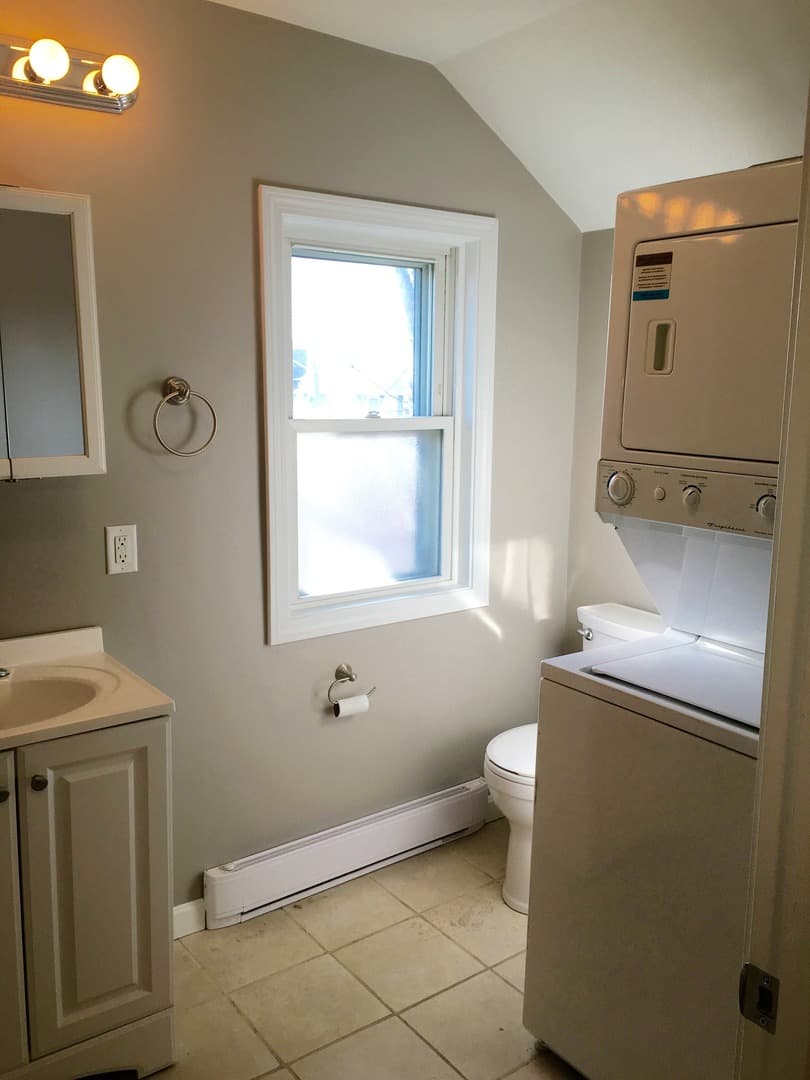 Winthrop Apartment: 31-33 Pleasant Park Road