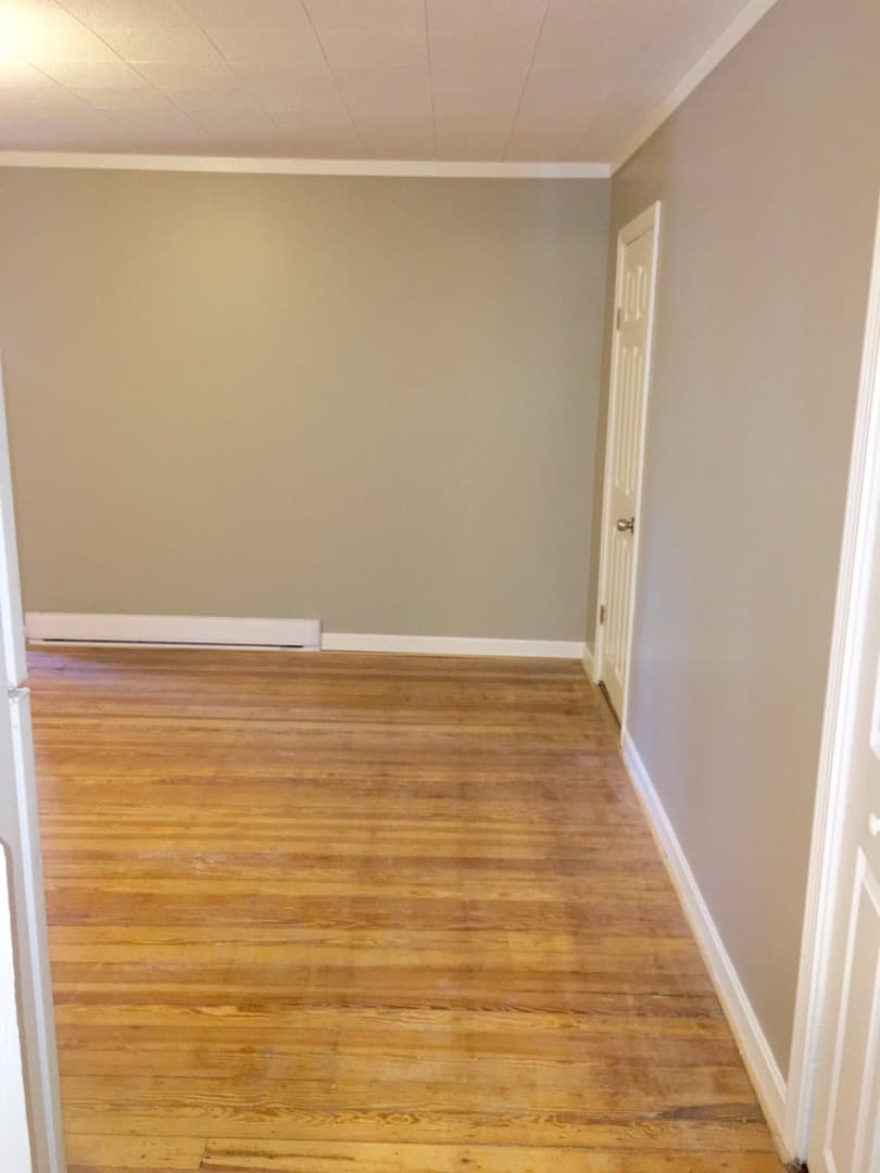 Winthrop Apartment: 31-33 Pleasant Park Road