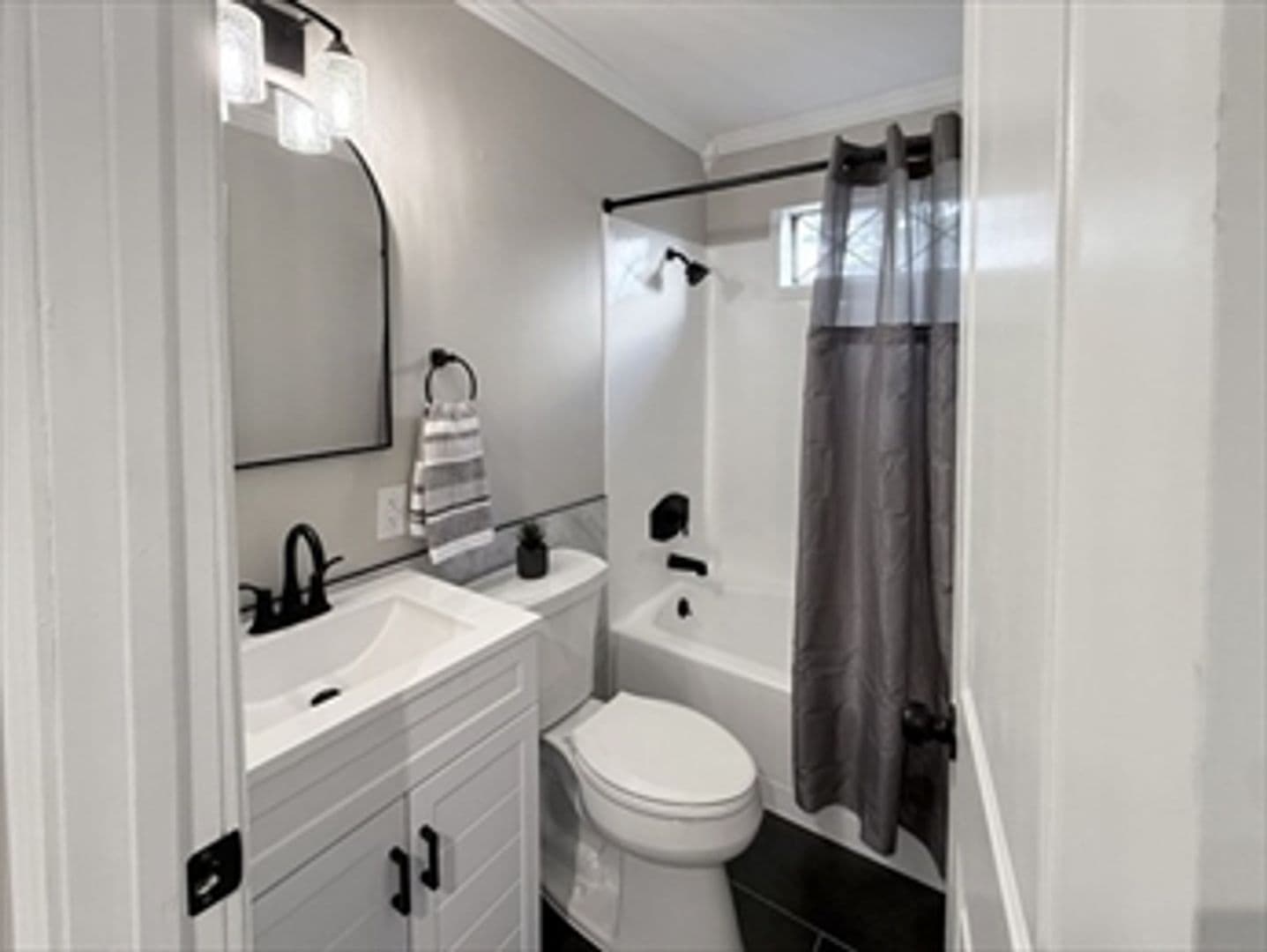 North Andover House: 19 Fernview Ave