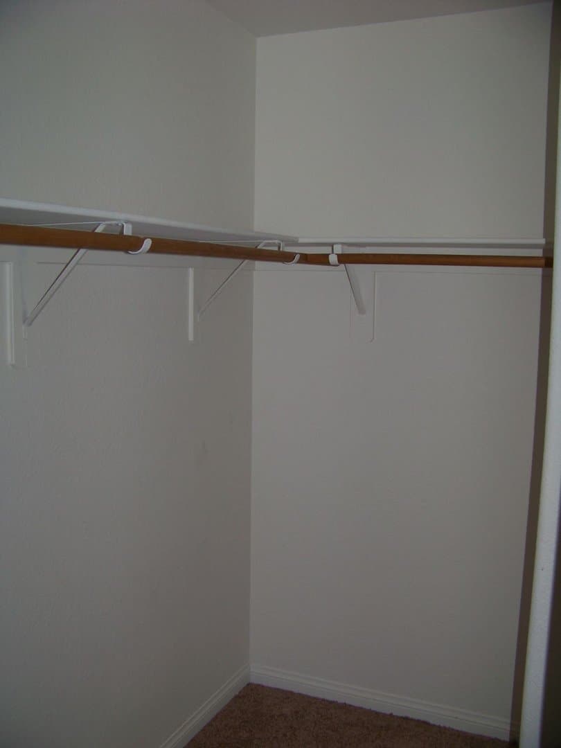 Mesquite Apartment: 400 Hillside Drive.