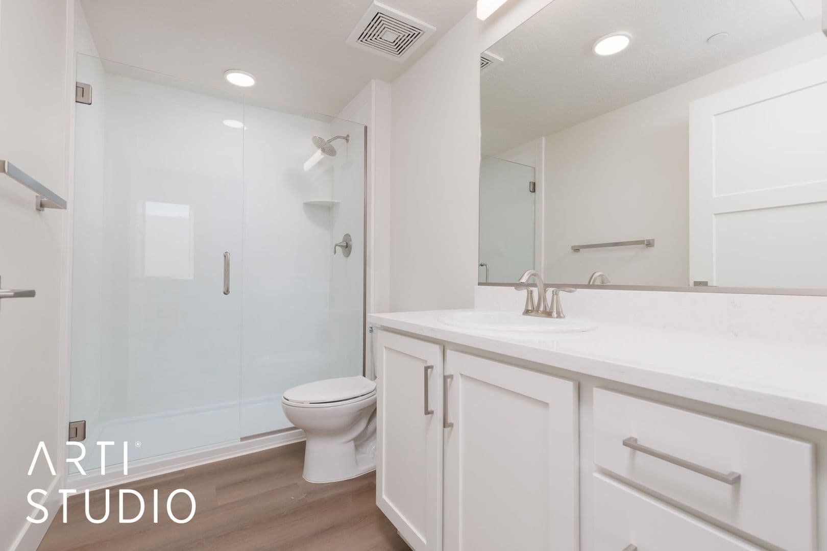 Mesquite Apartment: Mesquite Blvd.