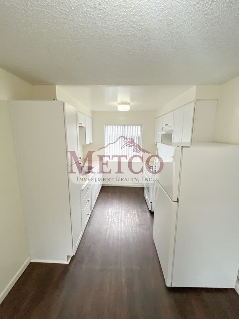 Springfield Apartment: 175 G Street