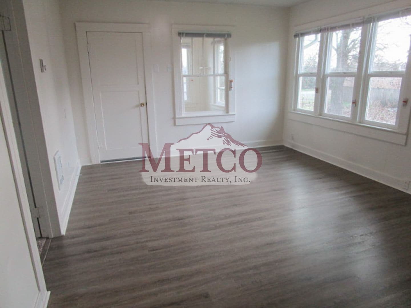 Eugene Apartment: 1768/1870 Kintyre