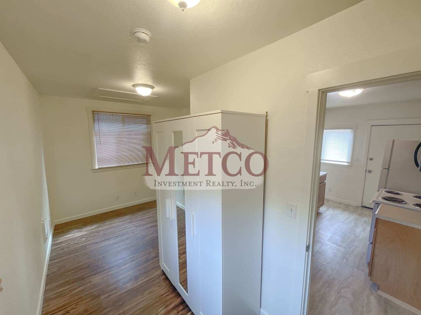 Springfield Apartment: 433 4th St