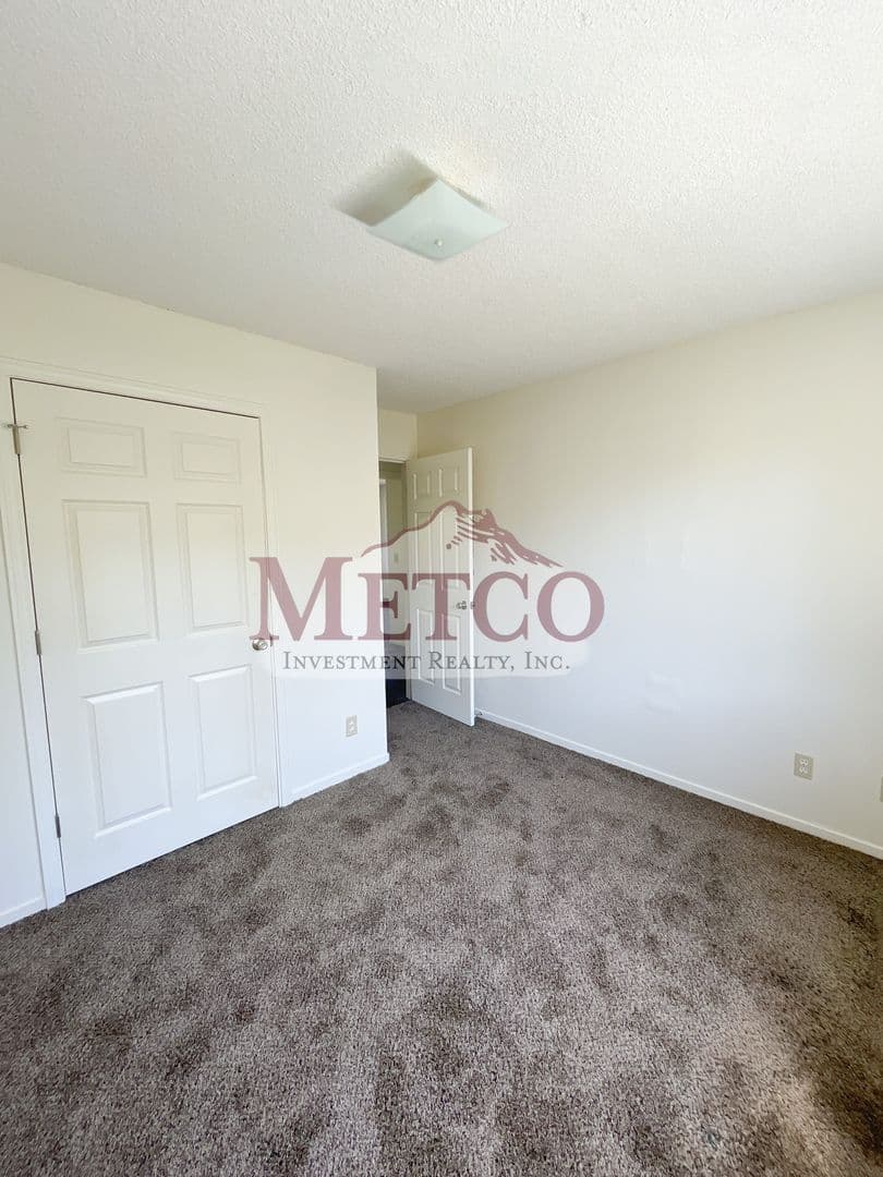 Springfield Apartment: 175 G Street