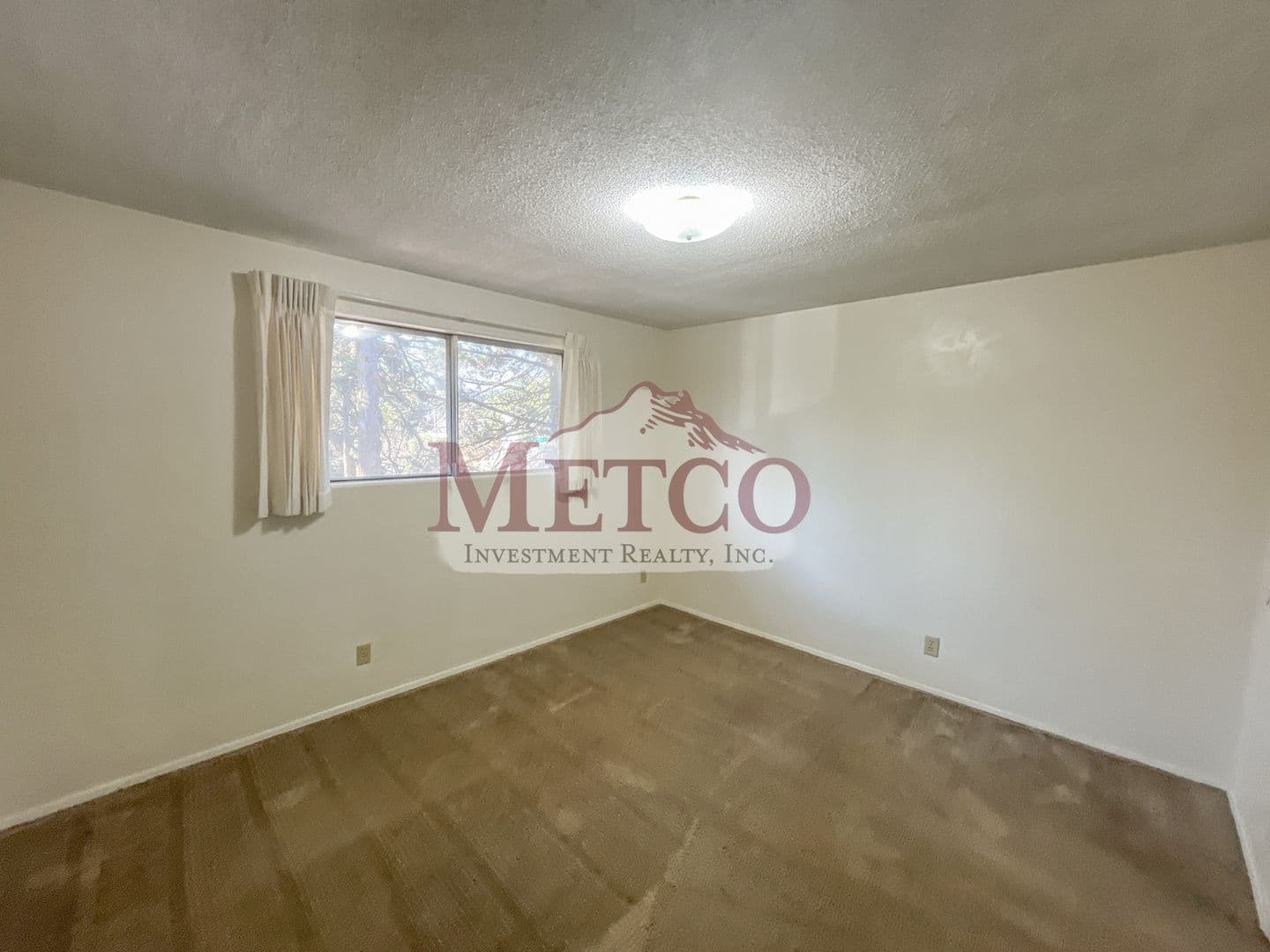 Springfield Apartment: 243 F Street