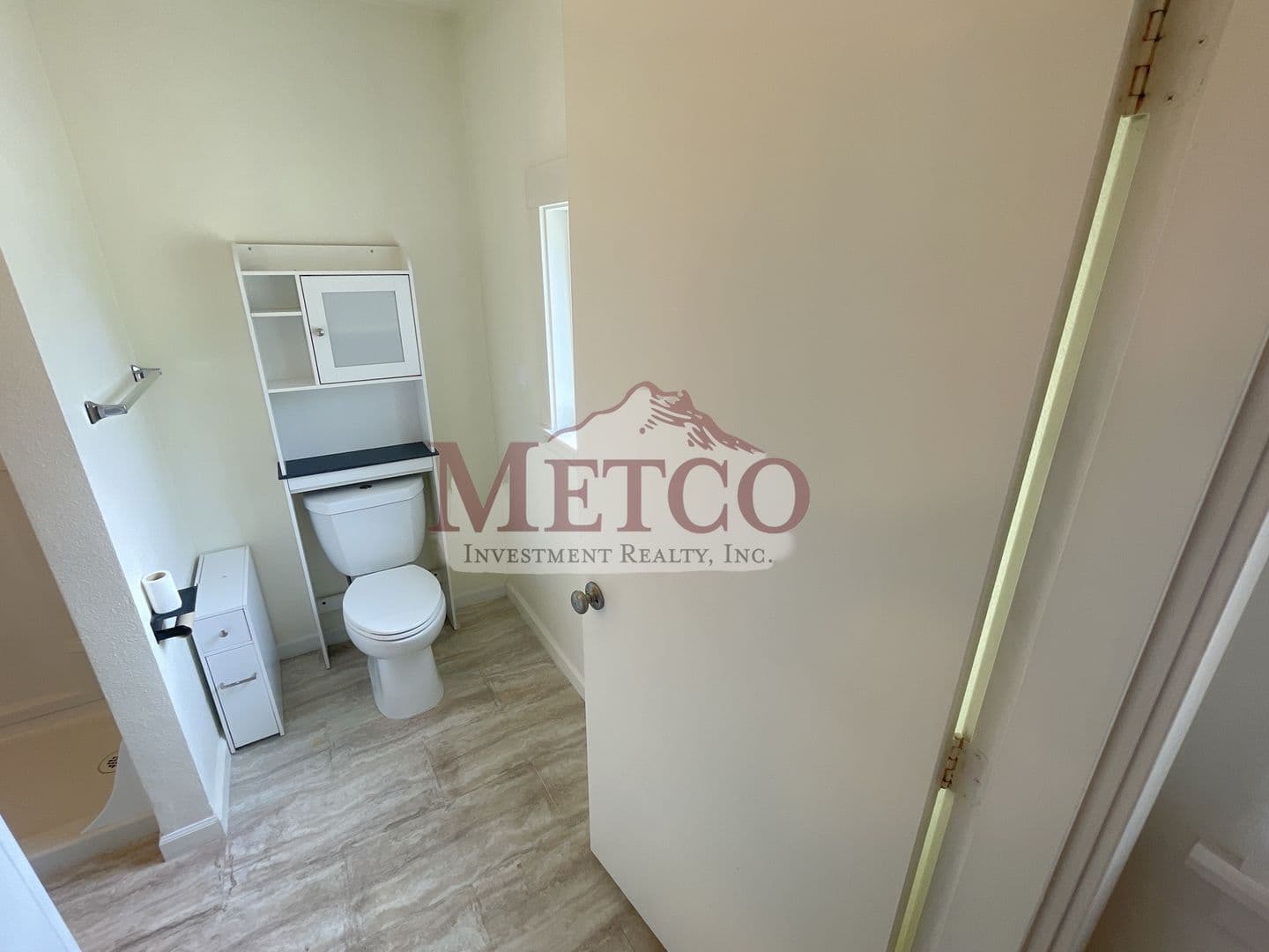 Springfield Apartment: 433 4th St