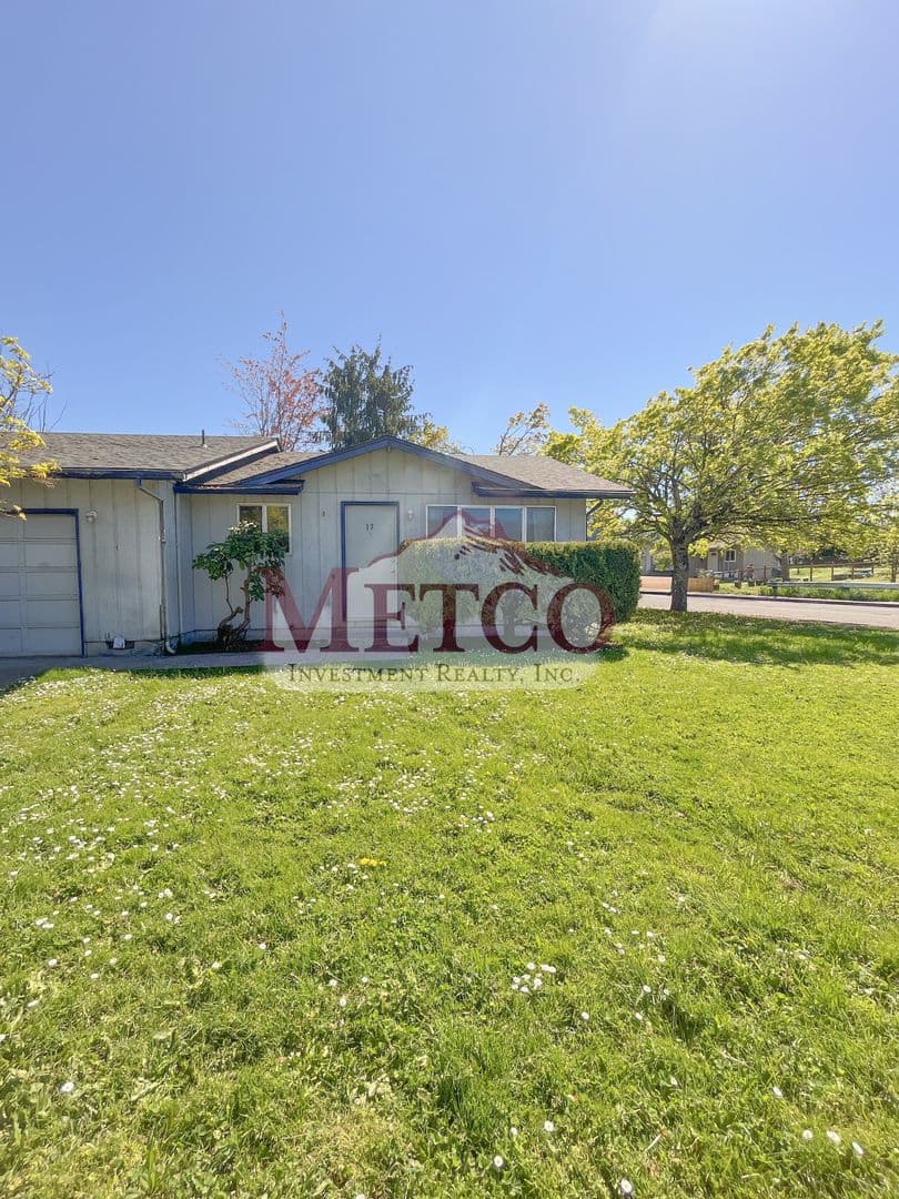 Springfield Apartment: 17/19 U Street
