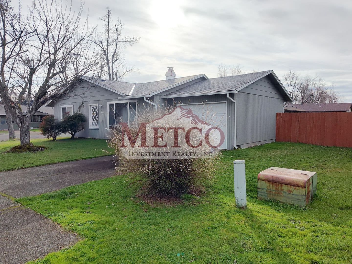 Springfield Apartment: 5052 Bluebelle way / 292 S 51st St
