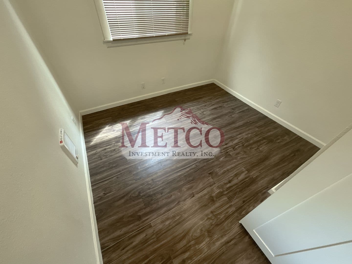 Springfield Apartment: 433 4th St