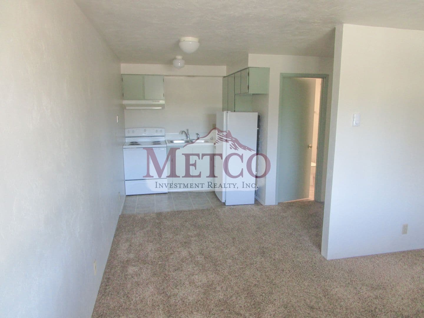Springfield Apartment: 807 A Street