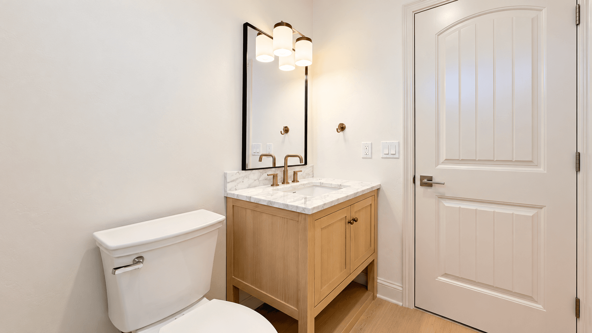 San Diego Apartment: 4414 37th St